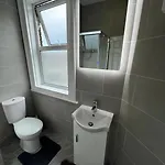 Superb Triple Near Croke Park - 1 Gasthof *