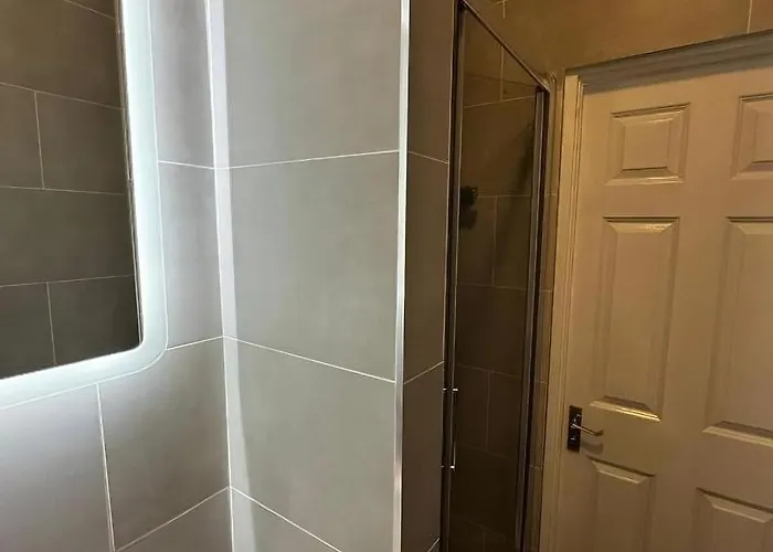 Superb Triple Near Croke Park - 1 Gæstehus Dublin