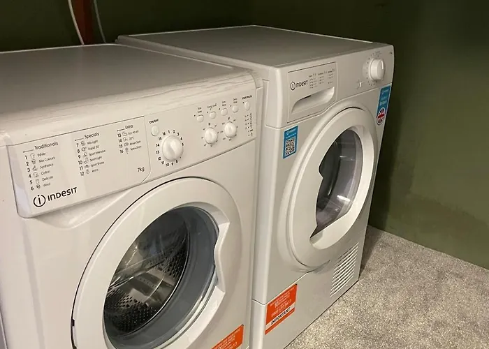 Superb Triple Near Croke Park - 1 Dublin