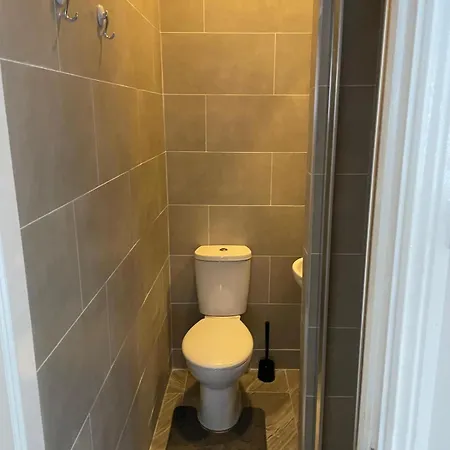 Superb Triple Near Croke Park - 1 Pensión *