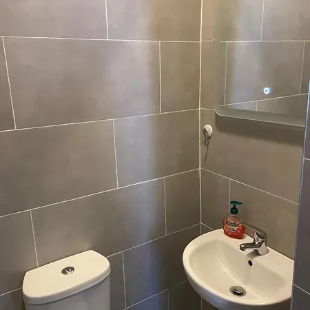 Pensión Superb Triple Near Croke Park - 1